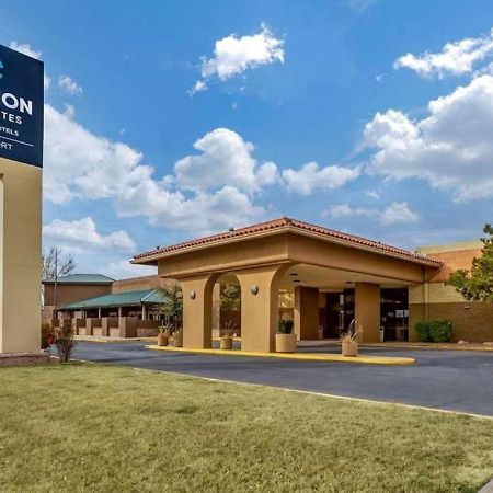 Clarion Inn & Suites, Roswell Bagian luar foto