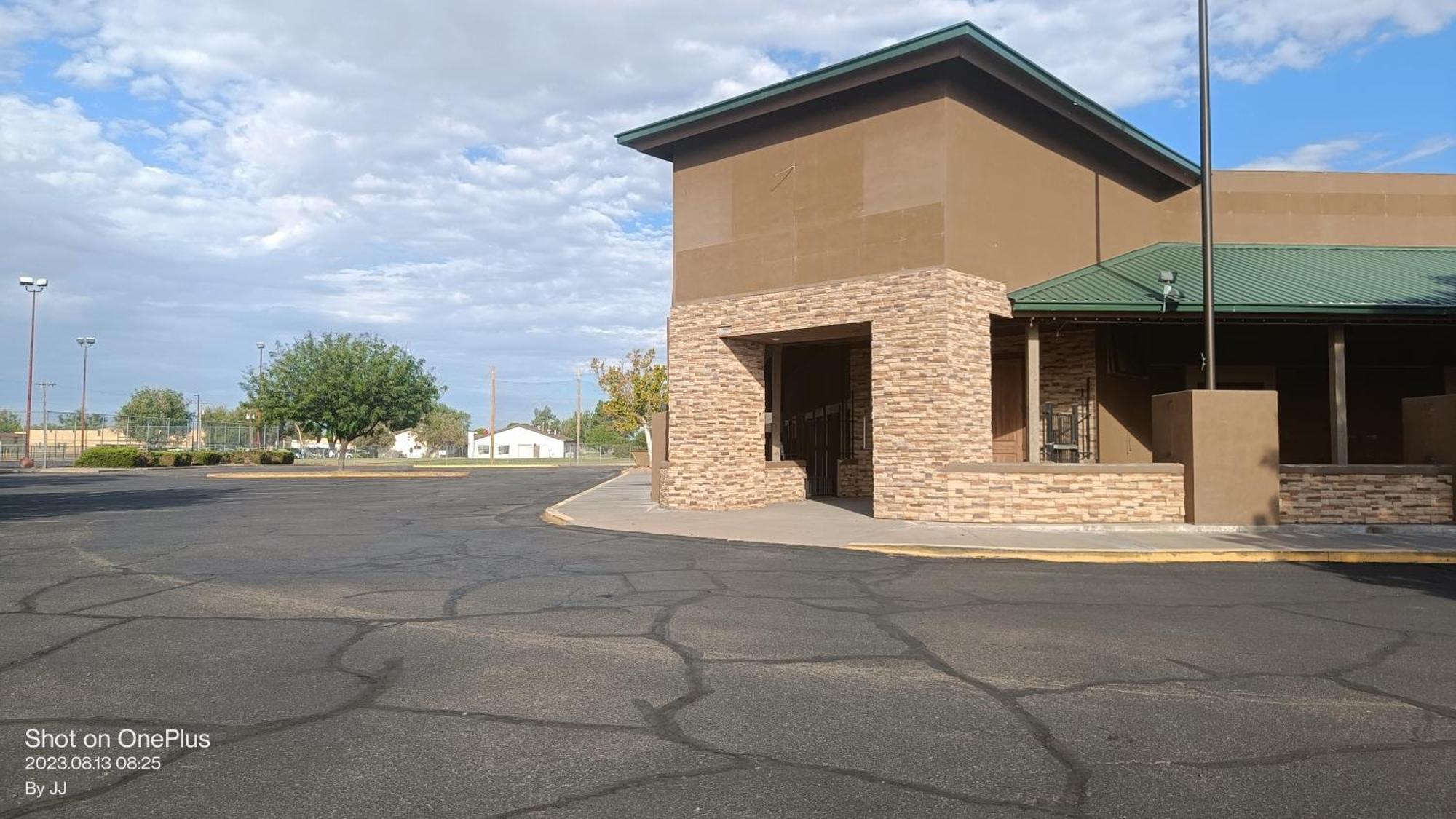 Clarion Inn & Suites, Roswell Bagian luar foto