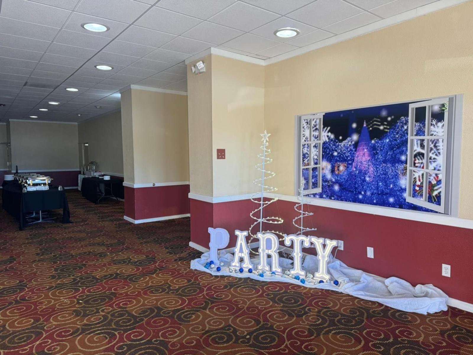Clarion Inn & Suites, Roswell Bagian luar foto